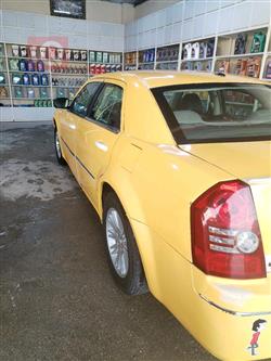 کرایسلەر 300